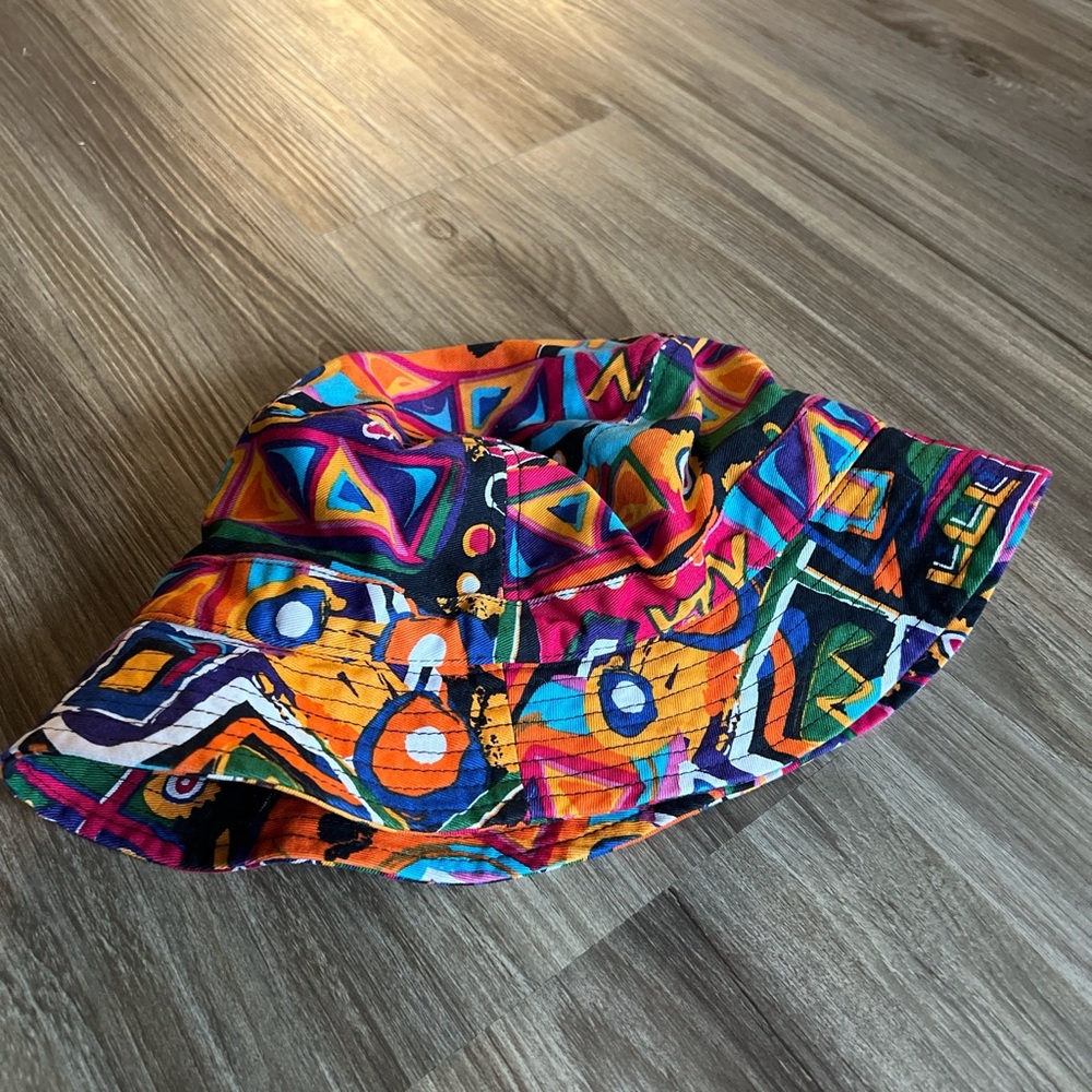 Bucket Hat
